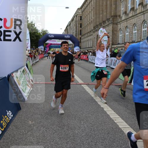 06.09.2026 - CURREX Alsterlauf Strokosch-Dieckow http://msf.ph/oto/10133150 06.09.2026 09:54:17 Ziel 2359, 2405, 2415, 2530, 3391, 3393, 3591, 3770, 4053, 4054, 4182, 4308, 4309, 4316, 4326, 4564, 5103, 5120, 5182, 5353, 5900, 5934, 6287, 6442, 8179 meine-sportfotos.de