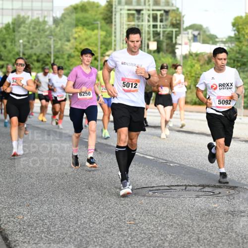 06.09.2026 - CURREX Alsterlauf Dr. Thomas Lammeyer http://msf.ph/oto/10133164 06.09.2026 09:57:46 Laufen 52, 6250, 5012, 300, 5092 meine-sportfotos.de
