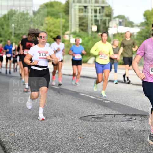 06.09.2026 - CURREX Alsterlauf Dr. Thomas Lammeyer http://msf.ph/oto/10133184 06.09.2026 09:57:48 Laufen 5237, 2485, 6250 meine-sportfotos.de