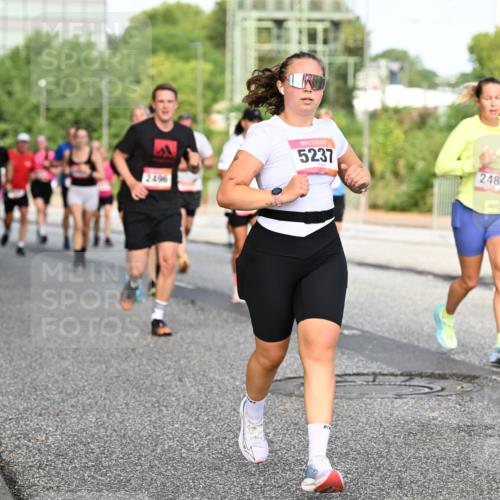 06.09.2026 - CURREX Alsterlauf Dr. Thomas Lammeyer http://msf.ph/oto/10133200 06.09.2026 09:57:49 Laufen 2496, 5237, 2485 meine-sportfotos.de