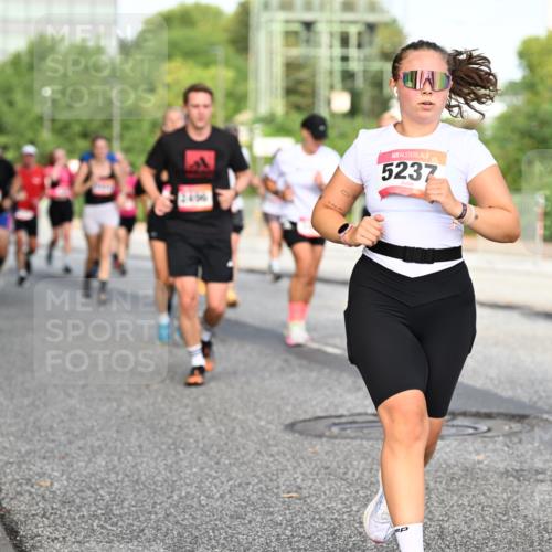 06.09.2026 - CURREX Alsterlauf Dr. Thomas Lammeyer http://msf.ph/oto/10133205 06.09.2026 09:57:50 Laufen 5237, 2485 meine-sportfotos.de