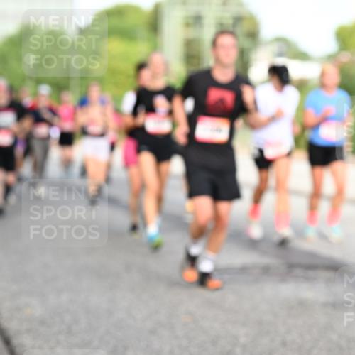 06.09.2026 - CURREX Alsterlauf Dr. Thomas Lammeyer http://msf.ph/oto/10133217 06.09.2026 09:57:51 Laufen  meine-sportfotos.de