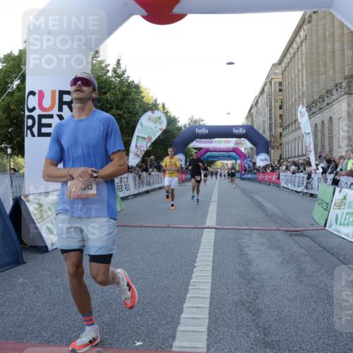 06.09.2026 - CURREX Alsterlauf Yannick Fuchs http://msf.ph/oto/10133222 06.09.2026 09:40:54 Ziel 3786, 4657, 4807, 5343, 5383, 5768, 5954, 6295 meine-sportfotos.de