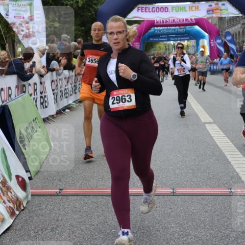 06.09.2026 - CURREX Alsterlauf Strokosch-Dieckow http://msf.ph/oto/10133227 06.09.2026 10:07:00 Ziel 2148, 2459, 2934, 2963, 3303, 3376, 3656, 3943, 3945, 5073, 5091, 5527, 5792, 5937, 8276 meine-sportfotos.de