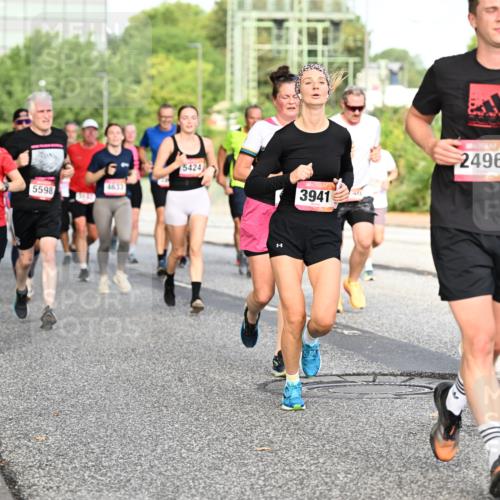 06.09.2026 - CURREX Alsterlauf Dr. Thomas Lammeyer http://msf.ph/oto/10133228 06.09.2026 09:57:52 Laufen 4613, 5598, 5132, 5424, 3941, 2496, 5793 meine-sportfotos.de