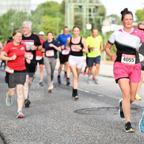06.09.2026 - CURREX Alsterlauf Dr. Thomas Lammeyer http://msf.ph/oto/10133240 06.09.2026 09:57:53 Laufen 4055, 3941 meine-sportfotos.de