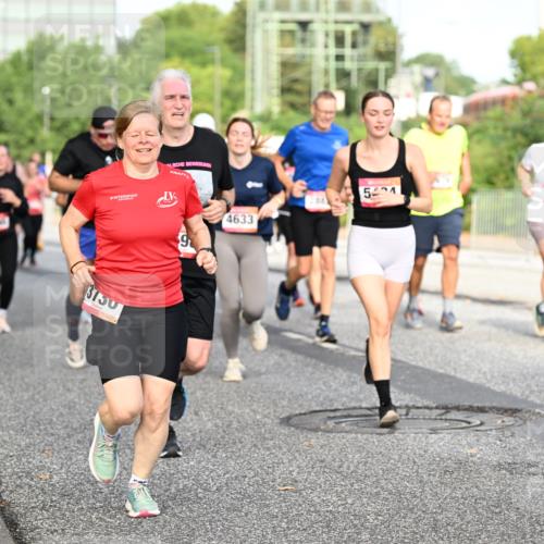 06.09.2026 - CURREX Alsterlauf Dr. Thomas Lammeyer http://msf.ph/oto/10133249 06.09.2026 09:57:54 Laufen 3750, 9, 4633, 544 meine-sportfotos.de