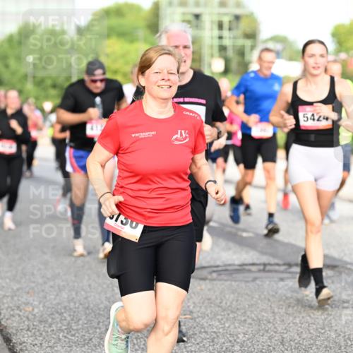 06.09.2026 - CURREX Alsterlauf Dr. Thomas Lammeyer http://msf.ph/oto/10133255 06.09.2026 09:57:54 Laufen 150, 5424 meine-sportfotos.de