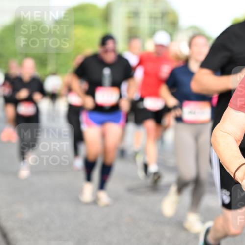 06.09.2026 - CURREX Alsterlauf Dr. Thomas Lammeyer http://msf.ph/oto/10133261 06.09.2026 09:57:55 Laufen  meine-sportfotos.de