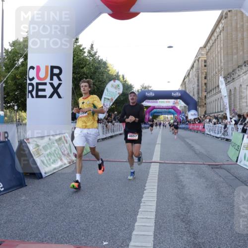 06.09.2026 - CURREX Alsterlauf Yannick Fuchs http://msf.ph/oto/10133291 06.09.2026 09:40:55 Ziel 3786, 4657, 4807, 5343, 5383, 5602, 5768, 5954, 6295 meine-sportfotos.de