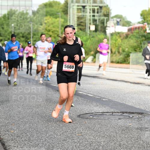 06.09.2026 - CURREX Alsterlauf Dr. Thomas Lammeyer http://msf.ph/oto/10133297 06.09.2026 09:57:59 Laufen 640, 3280, 600, 3733, 5669 meine-sportfotos.de