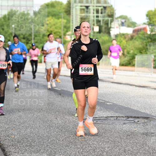 06.09.2026 - CURREX Alsterlauf Dr. Thomas Lammeyer http://msf.ph/oto/10133302 06.09.2026 09:57:59 Laufen 3280, 5669 meine-sportfotos.de