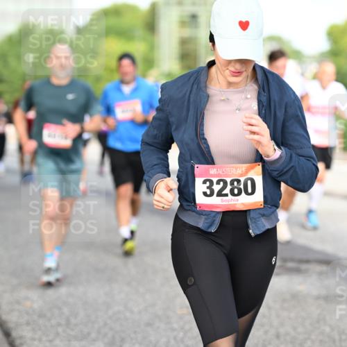 06.09.2026 - CURREX Alsterlauf Dr. Thomas Lammeyer http://msf.ph/oto/10133331 06.09.2026 09:58:02 Laufen 3280 meine-sportfotos.de