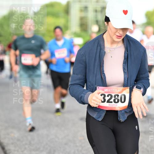 06.09.2026 - CURREX Alsterlauf Dr. Thomas Lammeyer http://msf.ph/oto/10133333 06.09.2026 09:58:02 Laufen 3280 meine-sportfotos.de