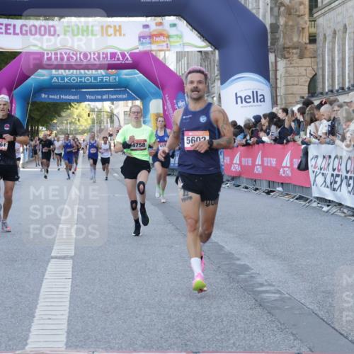 06.09.2026 - CURREX Alsterlauf Yannick Fuchs http://msf.ph/oto/10133336 06.09.2026 09:40:58 Ziel 3786, 4657, 4758, 5343, 5383, 5602, 5768, 5954, 8061 meine-sportfotos.de