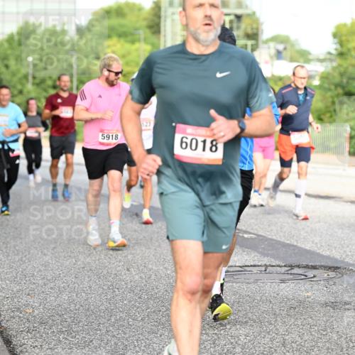 06.09.2026 - CURREX Alsterlauf Dr. Thomas Lammeyer http://msf.ph/oto/10133346 06.09.2026 09:58:04 Laufen 5918, 6018, 3544, 602 meine-sportfotos.de