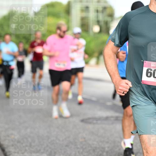 06.09.2026 - CURREX Alsterlauf Dr. Thomas Lammeyer http://msf.ph/oto/10133354 06.09.2026 09:58:04 Laufen 6018 meine-sportfotos.de