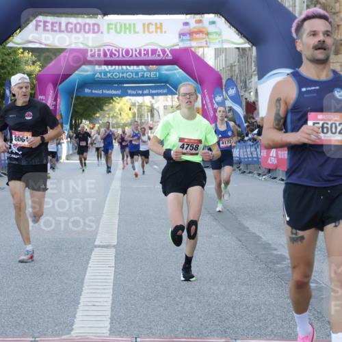 06.09.2026 - CURREX Alsterlauf Yannick Fuchs http://msf.ph/oto/10133359 06.09.2026 09:40:59 Ziel 3786, 4172, 4657, 4758, 5383, 5602, 5954, 8061 meine-sportfotos.de