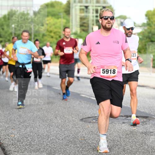 06.09.2026 - CURREX Alsterlauf Dr. Thomas Lammeyer http://msf.ph/oto/10133365 06.09.2026 09:58:06 Laufen 41079, 3563, 5918, 23, 23, 6171 meine-sportfotos.de