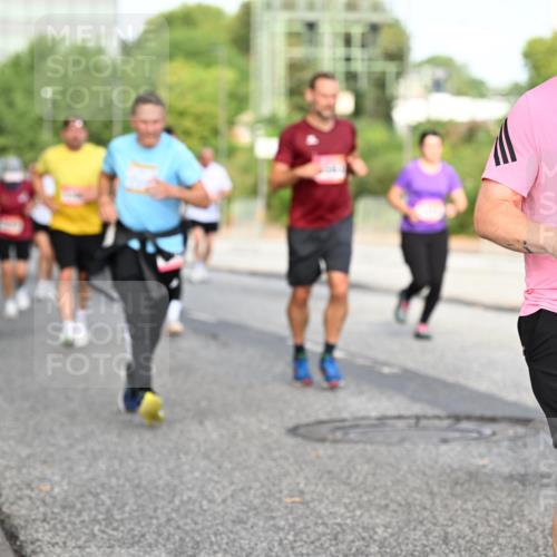 06.09.2026 - CURREX Alsterlauf Dr. Thomas Lammeyer http://msf.ph/oto/10133374 06.09.2026 09:58:06 Laufen 5918, 23 meine-sportfotos.de