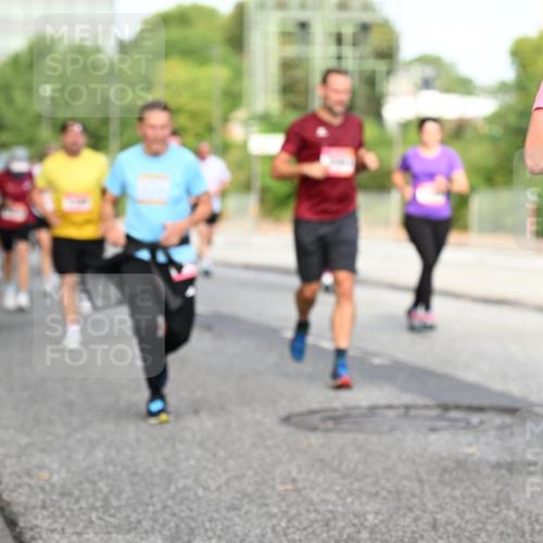 06.09.2026 - CURREX Alsterlauf Dr. Thomas Lammeyer http://msf.ph/oto/10133376 06.09.2026 09:58:07 Laufen 59 meine-sportfotos.de