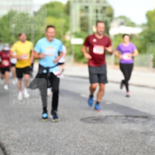06.09.2026 - CURREX Alsterlauf Dr. Thomas Lammeyer http://msf.ph/oto/10133378 06.09.2026 09:58:07 Laufen  meine-sportfotos.de