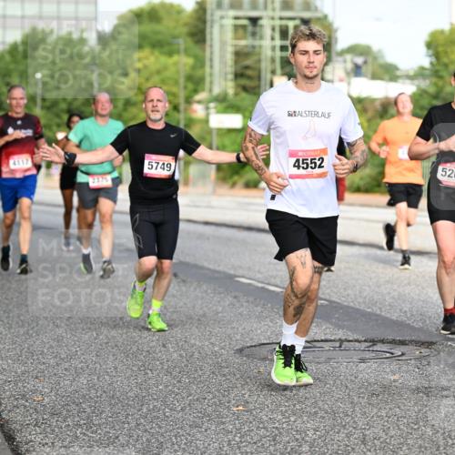 06.09.2026 - CURREX Alsterlauf Dr. Thomas Lammeyer http://msf.ph/oto/10133437 06.09.2026 09:58:18 Laufen 2375, 5749, 4552, 5265 meine-sportfotos.de