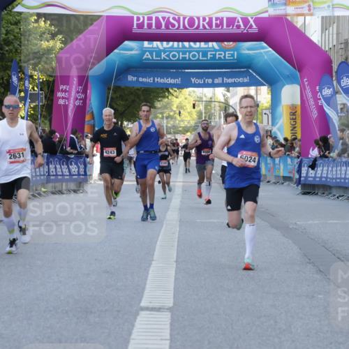 06.09.2026 - CURREX Alsterlauf Yannick Fuchs http://msf.ph/oto/10133439 06.09.2026 09:41:04 Ziel 2631, 4172, 4758, 5602, 6024, 8061 meine-sportfotos.de
