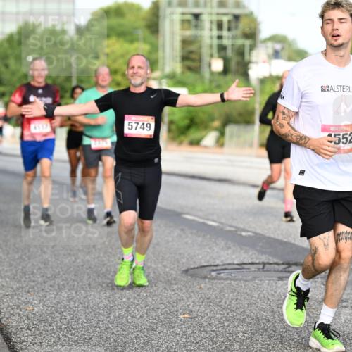 06.09.2026 - CURREX Alsterlauf Dr. Thomas Lammeyer http://msf.ph/oto/10133446 06.09.2026 09:58:18 Laufen 4117, 15, 5749, 552, 5265 meine-sportfotos.de