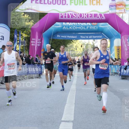 06.09.2026 - CURREX Alsterlauf Yannick Fuchs http://msf.ph/oto/10133447 06.09.2026 09:41:05 Ziel 2631, 4172, 4758, 5602, 6024, 8061 meine-sportfotos.de