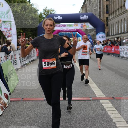06.09.2026 - CURREX Alsterlauf Strokosch-Dieckow http://msf.ph/oto/10133459 06.09.2026 10:07:10 Ziel 2148, 2355, 3103, 3607, 4078, 4140, 5069, 5792, 5937, 5951, 6214, 8303, 8306 meine-sportfotos.de