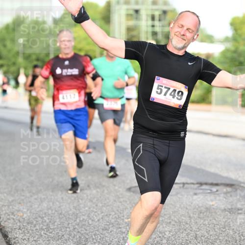 06.09.2026 - CURREX Alsterlauf Dr. Thomas Lammeyer http://msf.ph/oto/10133461 06.09.2026 09:58:20 Laufen 4117, 5749 meine-sportfotos.de