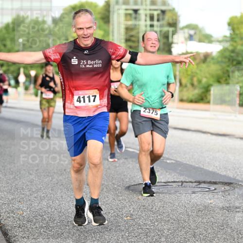 06.09.2026 - CURREX Alsterlauf Dr. Thomas Lammeyer http://msf.ph/oto/10133469 06.09.2026 09:58:20 Laufen 25, 15, 2022, 4117, 2375 meine-sportfotos.de