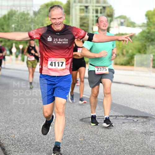 06.09.2026 - CURREX Alsterlauf Dr. Thomas Lammeyer http://msf.ph/oto/10133470 06.09.2026 09:58:21 Laufen 25, 15, 2022, 4117, 2375 meine-sportfotos.de