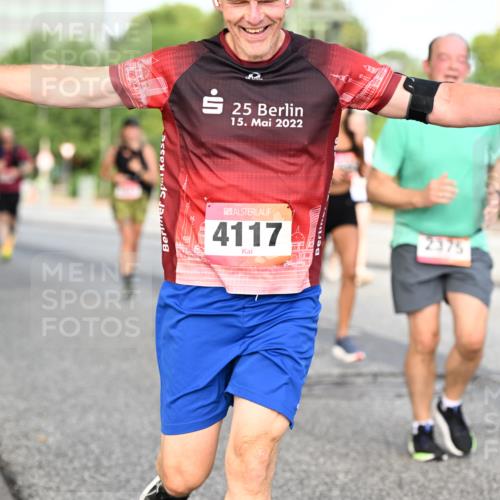 06.09.2026 - CURREX Alsterlauf Dr. Thomas Lammeyer http://msf.ph/oto/10133477 06.09.2026 09:58:21 Laufen 25, 15, 2022, 4117, 2375 meine-sportfotos.de