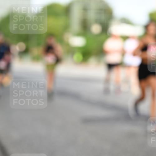 06.09.2026 - CURREX Alsterlauf Dr. Thomas Lammeyer http://msf.ph/oto/10133486 06.09.2026 09:58:22 Laufen  meine-sportfotos.de