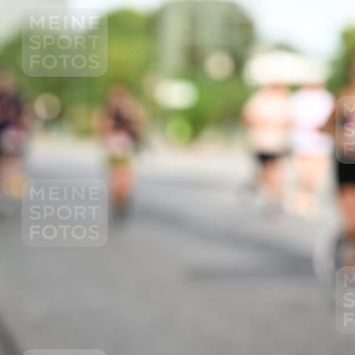 06.09.2026 - CURREX Alsterlauf Dr. Thomas Lammeyer http://msf.ph/oto/10133488 06.09.2026 09:58:22 Laufen  meine-sportfotos.de