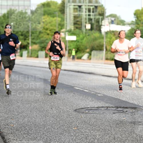 06.09.2026 - CURREX Alsterlauf Dr. Thomas Lammeyer http://msf.ph/oto/10133490 06.09.2026 09:58:23 Laufen 463, 4162, 3547, 2147 meine-sportfotos.de