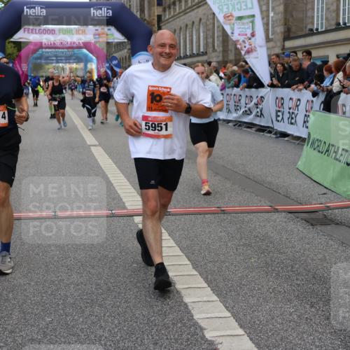 06.09.2026 - CURREX Alsterlauf Strokosch-Dieckow http://msf.ph/oto/10133512 06.09.2026 10:07:12 Ziel 2187, 2355, 2893, 2903, 3103, 3607, 4078, 4140, 5069, 5549, 5813, 5937, 5951, 6214, 8303, 8306 meine-sportfotos.de