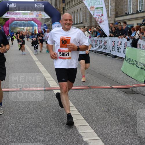 06.09.2026 - CURREX Alsterlauf Strokosch-Dieckow http://msf.ph/oto/10133517 06.09.2026 10:07:12 Ziel 2187, 2355, 2893, 2903, 3103, 3607, 4078, 4140, 5069, 5549, 5813, 5937, 5951, 6214, 8303, 8306 meine-sportfotos.de