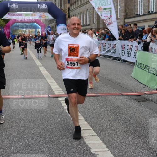 06.09.2026 - CURREX Alsterlauf Strokosch-Dieckow http://msf.ph/oto/10133523 06.09.2026 10:07:12 Ziel 2187, 2355, 2893, 2903, 3103, 3607, 4078, 4140, 5069, 5549, 5813, 5937, 5951, 6214, 8303, 8306 meine-sportfotos.de