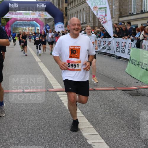 06.09.2026 - CURREX Alsterlauf Strokosch-Dieckow http://msf.ph/oto/10133530 06.09.2026 10:07:12 Ziel 2187, 2355, 2893, 2903, 3103, 3607, 4078, 4140, 5069, 5549, 5813, 5937, 5951, 6214, 8303, 8306 meine-sportfotos.de