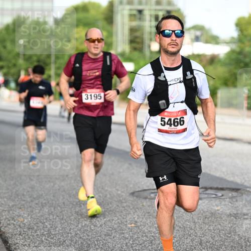 06.09.2026 - CURREX Alsterlauf Dr. Thomas Lammeyer http://msf.ph/oto/10133535 06.09.2026 09:58:27 Laufen 3195, 5466 meine-sportfotos.de
