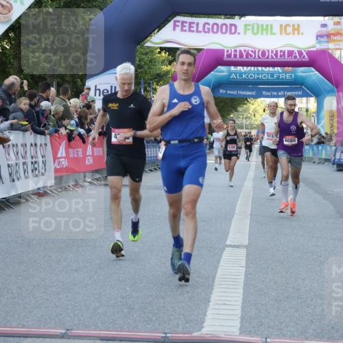 06.09.2026 - CURREX Alsterlauf Yannick Fuchs http://msf.ph/oto/10133543 06.09.2026 09:41:10 Ziel 2631, 3780, 3997, 4172, 4243, 5623, 6024, 6080, 6135 meine-sportfotos.de