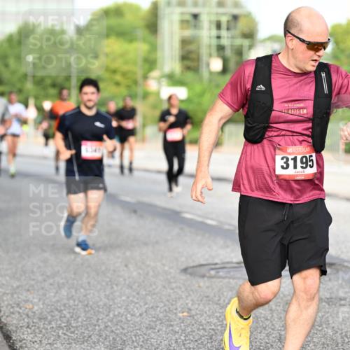 06.09.2026 - CURREX Alsterlauf Dr. Thomas Lammeyer http://msf.ph/oto/10133544 06.09.2026 09:58:28 Laufen 21, 0975, 3195 meine-sportfotos.de