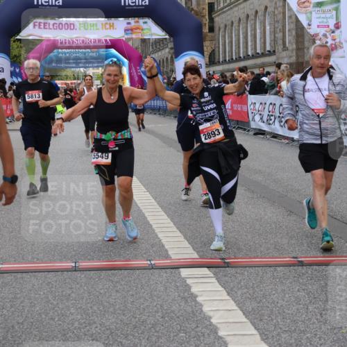 06.09.2026 - CURREX Alsterlauf Strokosch-Dieckow http://msf.ph/oto/10133575 06.09.2026 10:07:16 Ziel 2187, 2893, 2903, 4078, 4140, 5069, 5227, 5549, 5813, 5951, 6214, 8303, 8306 meine-sportfotos.de