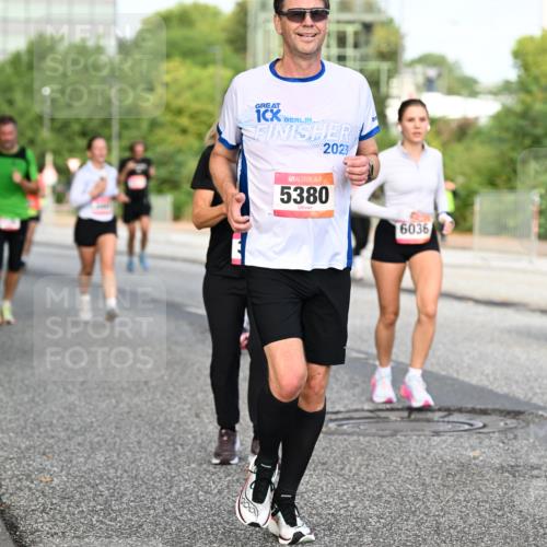 06.09.2026 - CURREX Alsterlauf Dr. Thomas Lammeyer http://msf.ph/oto/10133625 06.09.2026 09:58:35 Laufen 1, 2023, 5380, 6036 meine-sportfotos.de