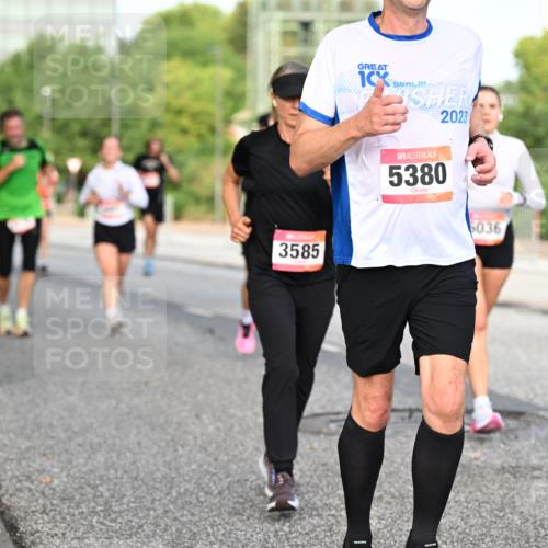 06.09.2026 - CURREX Alsterlauf Dr. Thomas Lammeyer http://msf.ph/oto/10133629 06.09.2026 09:58:36 Laufen 3585, 2023, 5380, 6036 meine-sportfotos.de