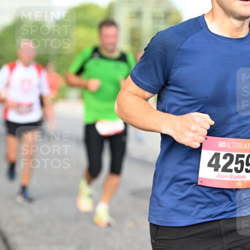 06.09.2026 - CURREX Alsterlauf Dr. Thomas Lammeyer http://msf.ph/oto/10133659 06.09.2026 09:58:39 Laufen 4259 meine-sportfotos.de