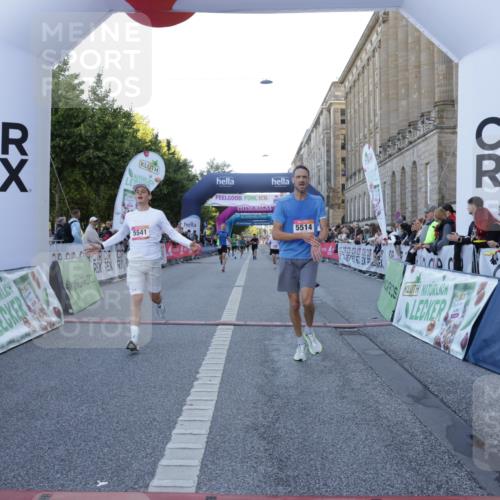06.09.2026 - CURREX Alsterlauf Yannick Fuchs http://msf.ph/oto/10133668 06.09.2026 09:41:21 Ziel 3053, 3997, 4342, 4705, 5105, 5514, 5541, 5673, 6080, 6132, 6135 meine-sportfotos.de